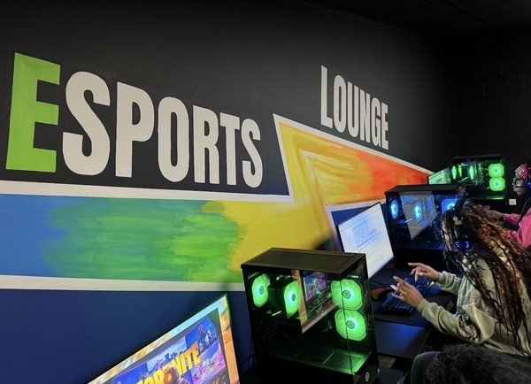 The Guided Grace FYS eSports lounge